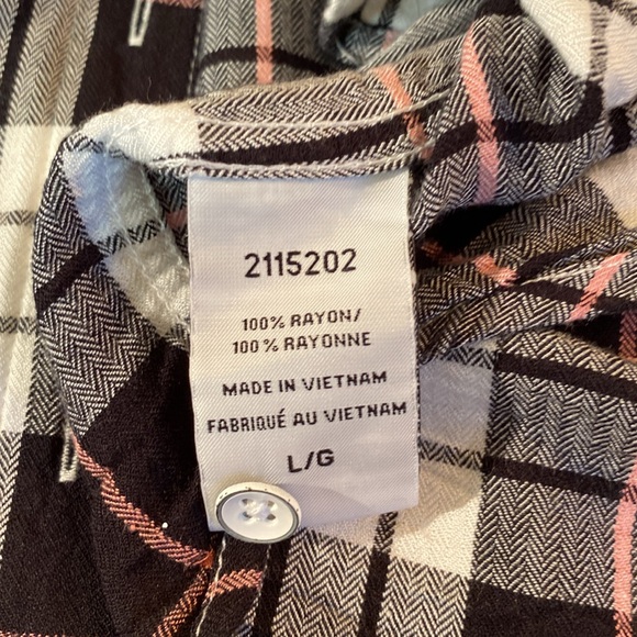 Jachs Girlfriend - plaid button down shirt. Size L - Picture 4 of 7